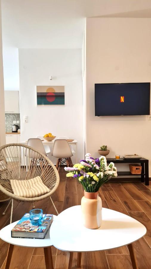 Aegina Yannis Guest House מראה חיצוני תמונה